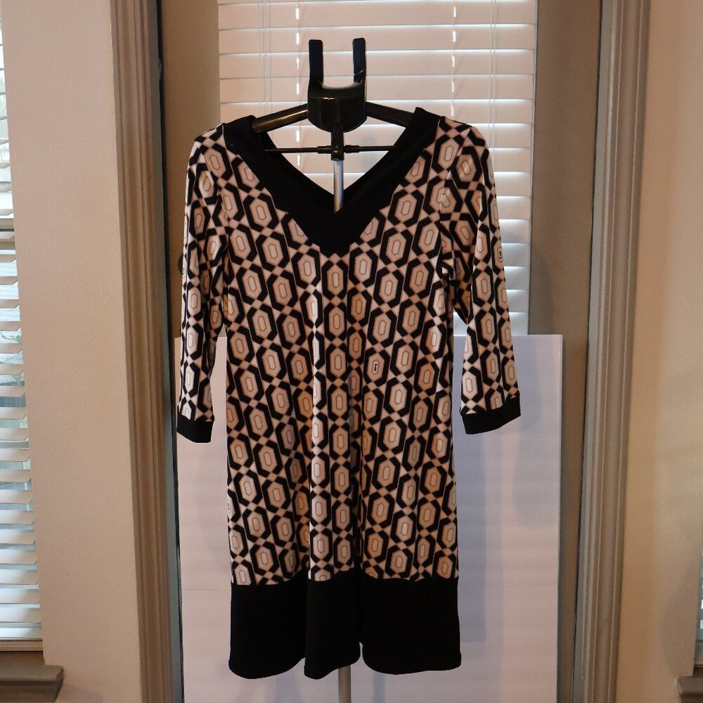 Chic Leota Perfect Faux Wrap Dress - Geometric Print V-Neck 3/4 Sleeve US L
